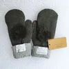 Modische Damenhandschuhe für Winter und Herbst, Kaschmir-Fäustlinge, Handschuh mit schönem Fellknäuel, Outdoor-Sport, warme Winterhandschuhe1155426