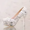 夏のぞきのつま先の白い真珠の靴の結婚式のブライダル14cmハイヒールのプラットフォームクリスタル花嫁の靴手作りパーティーのプロムポンプ