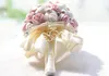 Bouquet da sposa artificiali rosa Perle di cristallo Rosa di seta Fiori da sposa da sposa Decorazione di nozze economica Damigella d'onore Bouqu9883402