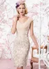 2020 Moder av bruden Klänningar V Neck Knä Längd Applique Lace Shawl Wedding Party Cocktail Formal Afton Dress Gowns