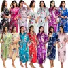 Kvinnors Silk Robe Ladies Satin Floral Pajama Lingeri Sleepwear Kimono Bath Gown PJS Lång Nattgong Bröllop Brudtärna Robe