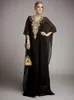 Neue günstige lange arabische islamische Kleidung für Frauen, Abaya in Dubai, Kaftan, muslimisch-arabische Abendkleider, V-Ausschnitt, Chiffon, Perlen, Party-Abschlussballkleider