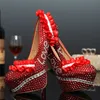 Najnowszy projekt Red Rhinestone Bride Shoes Cusstomized Sukienka ślubna Buty Platformowe Pompy Wysokie Obuwie Obuwie Miłość Kształt Plus Rozmiar 12