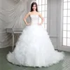 Fotos reales Vestido de fiesta Vestidos de novia de diseñador de iglesia Apliques de lujo con cordones Tren de corte Vestidos de novia transparentes Cariño con volantes5968709