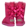 Winter Bowknot Snow Boots Women Designer Stijlvolle kerst korte schoenen Warm Classic Bow Boot Hoogwaardige maat 36-41 voor vrouw