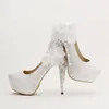 Bonito Branco Flores De Cetim Sapatos De Noiva Super Stiletto Sapatos de Plataforma de Salto Alto Sapatos De Casamento Material Confortável Sapatos de Dança