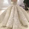 Luxus Ballkleid Hochzeitskleid von der Schulter Funkelnde Kristalle Perlen Pailletten Spitze Applikationen luxuriöse Brautkleider mit langem Zug