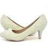 Maßgeschneiderte Einfache Perle Hochzeit Kleid Schuhe Elfenbein Farbe Mittleren Absatz Sapatos Femininos Frauen Damen Schuhe Frau Valentine Schuhe