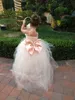 Linda Nupcial Flor Menina Vestidos de Cintas De Espaguete Tulle Frisado Cintura Trem Da Varredura Espumante Little Girls Pageant Vestidos de Casamento