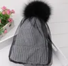 Faux bont pom pom met mesh kanten mutsen hoed winter warm gebreide mutsen voor vrouwen mode sluier skullies caps