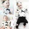 Leuke 2018 babykleding set lange mouw eenhoorn romper + hart vorm broek + hoofdband 3 stks katoen baby outfit baby kleding kinderkleding