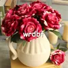 Rose en velours à tige unique, 27cm/10.63 pouces de longueur, fleurs artificielles, Roses courtes en flanelle pour décoration de vitrine de noël de maison