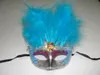 10pcslot Meia Faces Máscara Veneziana com 11 belas penas Mardi Gras Masquerade Halloween Costume Party Masks7880460