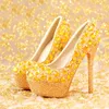 New Fashion Luxury Gold Rhinestone T Visa modell Högklackat Kvinnor Pumpar Spring Diamond Wedding Shoes Platforms Prom Party Shoes