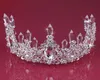 Akcesoria dla nowożeńców Tiaras Kolczyki Akcesoria Biżuteria Ślubna Zestawy Tanie Cena Moda Styl Panny Młodej Dresy HK82