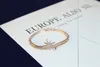 Agood High Quality Rose Gold Bangles pour les femmes Bracelets en strass