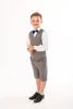 2020 Frühlings-graue Jungen-Hochzeitsanzüge 2-teiliger Hochzeits-Blumenjungen-Bräutigam-Smoking für formelle Kleidung für Kinder
