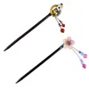 Primavera New japonês estilo longo das mulheres de madeira Flor Grampos de cabelo da vara mantilha com rodada Bead Pendant Acessórios Cabelo Tools