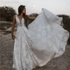 Vestidos de novia sexy con escote en V profundo, frente bajo y espalda, vestido de novia de encaje con cuentas de cristal y perlas, foto real hecha a medida de fábrica