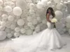 Abiti da sposa a sirena araba di lusso Dubai Abiti da sposa con perline in pizzo e strascico Plus Size Abiti da sposa Abiti da sposa