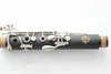 鈴木BB Clarinet 17ケース付きアクセサリーを搭載した楽器