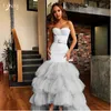 Sky Blue Prom Gown Tulle Multi Lager Högt lågt Strapless Sheer Evening Dress Custom Gjorda Puffy Ruffles Robe de Soiree 2018 Lady Event Dress