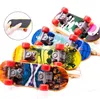 Tryck p￥ professionell legering Standing Fingerboard Truck Toy Mini Finger skateboard f￶r barn Toy Boy Children Gift