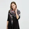 Venta al por mayor- Twister Lady Christmas Gift Knight Black Twisted Silk Sunscreen Fashion Fashion Printed Shawl Bufanda