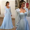 Ciel clair bleu robes de soirée musulmanes 2019 A-ligne fleurs plumes en mousseline de soie, plus la taille robe de bal arabe Dubaï manches longues robe de soirée