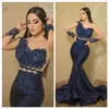 Aso Ebi 2020 Arabisch Marineblau Meerjungfrau Abendkleider Spitze Perlen Ballkleider Sheer Neck Formale Party Zweite Empfangskleider ZJ325