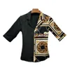 Vår- och sommaren New Men's High-end personlighet V-ringad tryckt skjorta Tide Slim Sleeved Nightclub Shirt