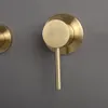 Minimalismo Torneira do banheiro Único punho parede montada Black escovado ouro de misturador da água Tap 360 Graus Rotatable