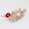 2018 Le dernier design de mode alliage en forme de plume broche en diamant naturel perle d'eau douce broche femme charme bijoux