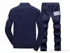 Vente en gros Hommes Sportswear Sweat à capuche et Sweatshirts Noir Automne Automne Hiver Jogger Sporting Cuisson Costumes Suites Tracksuits Ensemble Plus Taille M-4XL