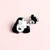 Punk stijl broche vrouw gezicht emaille pinnen horror jigsaw puzzel badge enge zwart en wit speld denim jas revers pin gotische sieraden geschenken