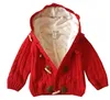Detaliczne dzieci projektanty zimowe płaszcze grube plus Velvet Boys Dziewczęta sweter z kapturem płaszcz bullhorn kurtki znamionowe dzieci odzież 2465335