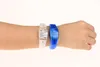 Musik Aktiverad ljudkontroll LED Blinkande armband Ljus upp Bangle Wristband Club Party Bar Cheer Lysous Hand Ring