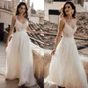 2020 dentelle bretelles Spaghetti robe de mariée Simple col en V taille Empire robe de mariée longueur de plancher Casamento mousseline de soie Abito Da Sposa