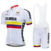 2021 Pro Team Colombia Bisiklet Jersey Takım Menwomen Yaz Nefes Alabilir Kısa Kol Bisiklet Giysileri 9D Jel Yastıklı önlük şortları Kit1087141