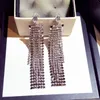 Ny Ins Fashion Designer Luxury Zircon Diamond Super Glittering Lång Tassel Rhinestone Dangle Chandelier Stud Örhängen för Kvinna Tjejer