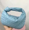 Clássico Woven Hand bolsas de couro Nuvem Forma Noite Bolsas cadeia de embreagem Mulheres Bolsa Clipe Handbag Crossbody Totes