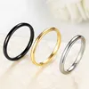 Groothandel 100 stks/partij rvs ringen breedte 2mm vinger ring wedding band Sieraden voor Mannen Vrouwen zilver/goud/zwart Fashion Brand New