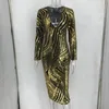 2020 New Women's Party Dress European Style Black Gold Sequined Dress Sexy Europe and America Was Thin Long-sleeved Winter Dress Hot Sale