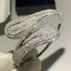 Handgjorda lyx smycken 925 sterling silver t Form Vit Clear Topaz CZ Diamant Eternity Cross Bangle Kvinnor Bröllopshandtag Armband Present