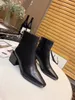 Hot Sale-Designer Dames Black Cowboy Laarzen Fashion Martin Enkel Black Boots Talon Dames Stage Schoenen Platte Hak Schoenen