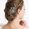 2019 Nueva boutique europea Tocados de boda para novia / Peine con inserción de flores hecho a mano / Venta caliente Accesorios para el cabello de metal con hojas de diamantes de imitación para novia