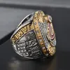 Hot Championship Rings hochwertiger cooler Punkstil runder Steinring Männer Silber Farbe Geschnitzte Ringe Geschenke für Jungen 344d