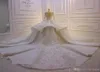 2022 Vintage Sequined Lace Appliqued Ball Gown Wedding Dress glittrande lyxiga långa ärmar Saudiska Dubai Arabiska plus storlek Brudklänning294j