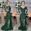 2023 Dark Green Mother of the Bride Dresses Sheer Jewel Neck Lace Applicques Långärmad sjöjungfru Formell kväll Prom Gowns203m