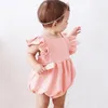 Filles Bébé Flare Manches Barboteuses Avec Bouton Ins Ruffler Combinaisons Vêtements Toddler Boutique Vêtements D'été Enfants Nouveau-Né Bébé D'été BY1004